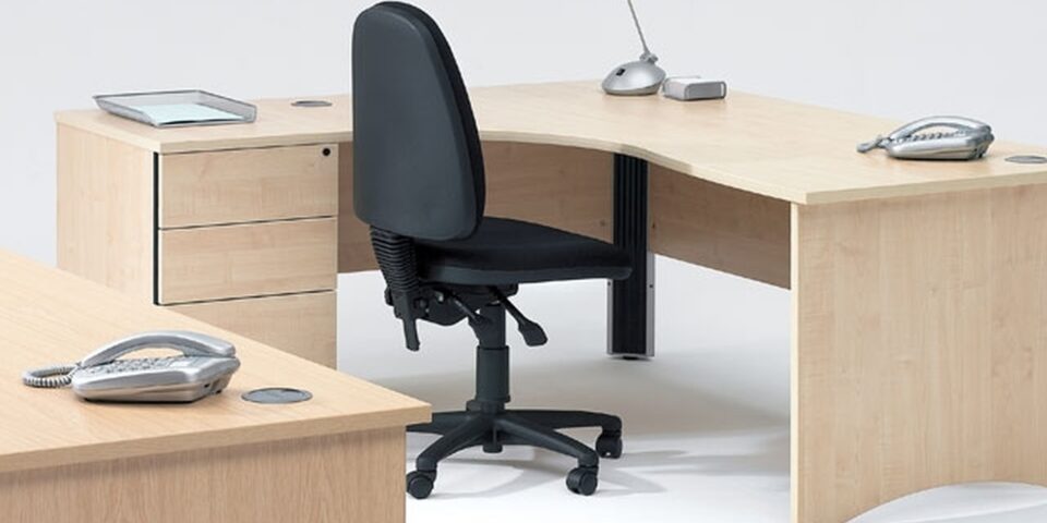 Visual 3 Executive Desks